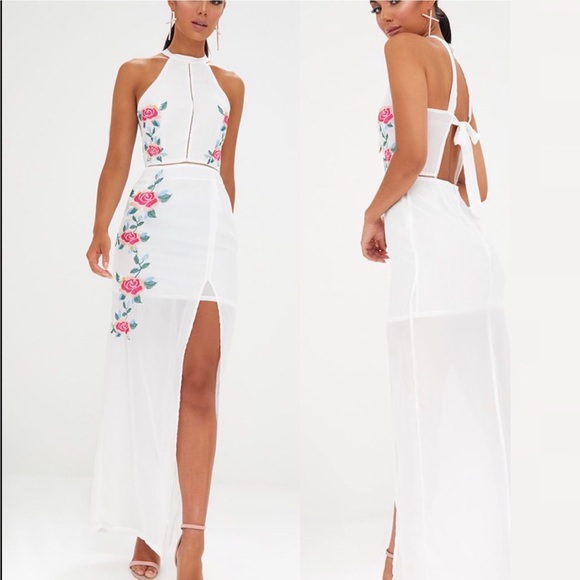 PrettyLittleThing Floral Embroidered Maxi Dress - Picture 2 of 8